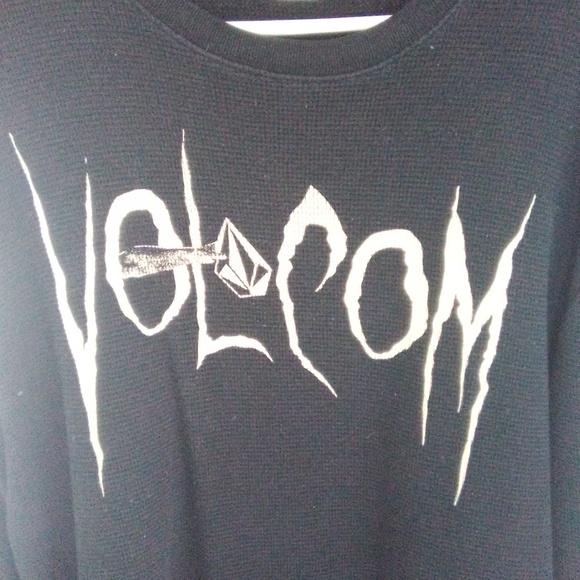 Volcom shirt - Picture 2 of 8